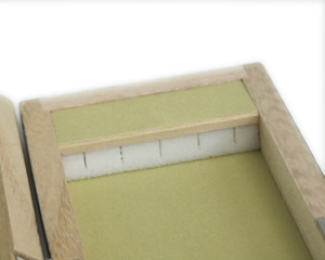 日本国産　桐素材　夢心　浮子箱（きりそざい　むしん　うきばこ）　フラット　焼桐2面[60cm]